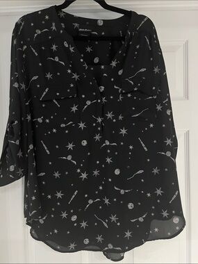 Torrid Harry Potter Harper Black Blouse with White Celestial Motif